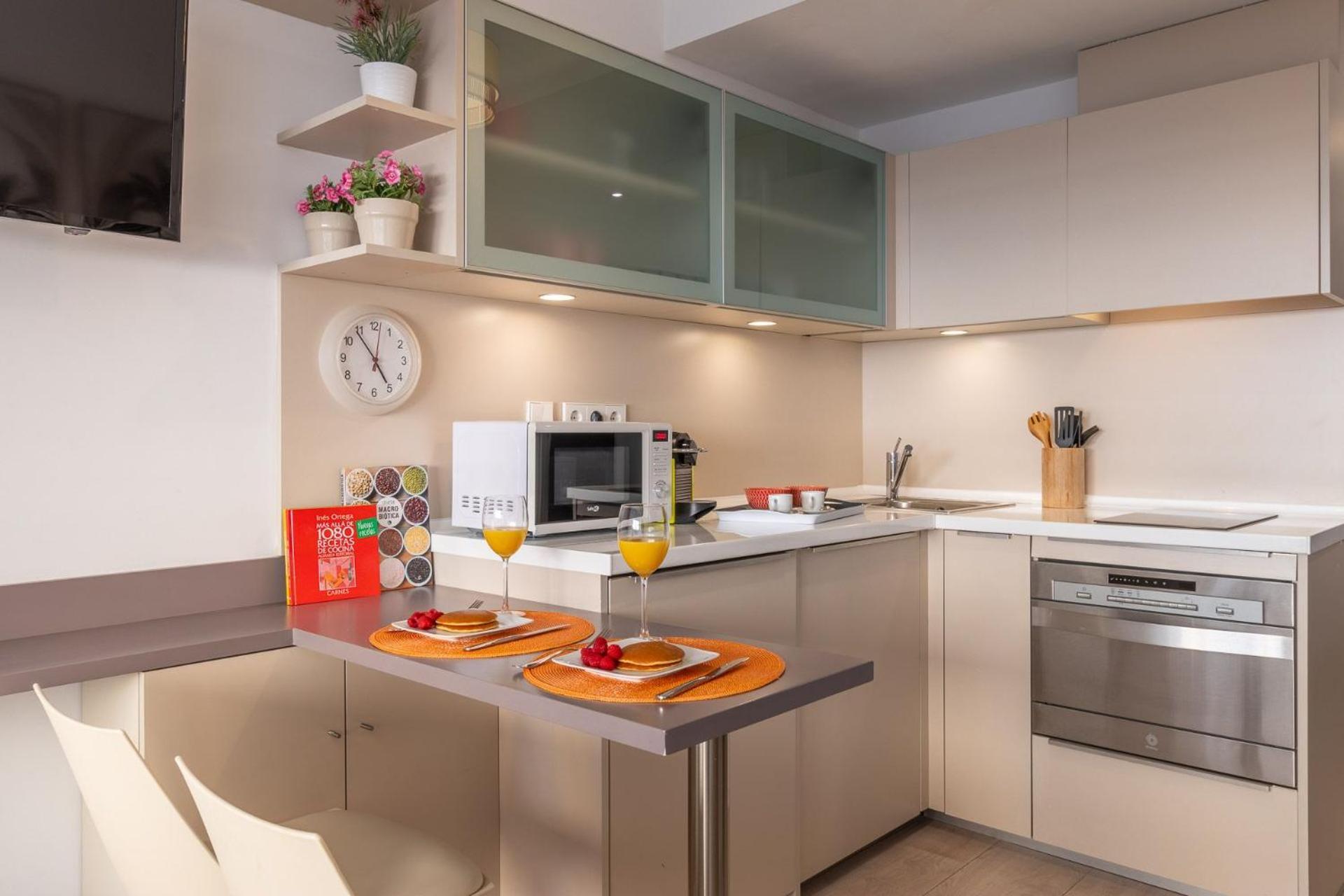 Charming Studio In Barrio Salamanca Perfect Madrid Getaway Villanueva III מראה חיצוני תמונה